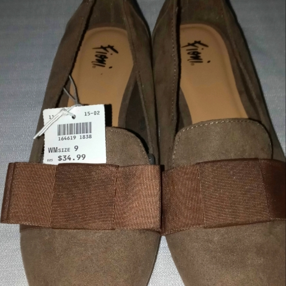 NWT flats